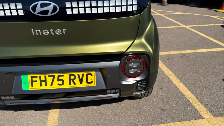 Hyundai INSTER 85kW Cross 49kWh 5dr Auto Electric Hatchback